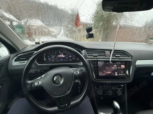 Volkswagen Tiguan SUV  - imagine 3