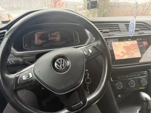 Volkswagen Tiguan SUV  - imagine 2
