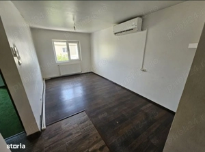 Vând Apartament 3 camere,zona Orizont