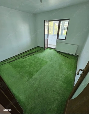 Vând Apartament 3 camere,zona Orizont - imagine 4