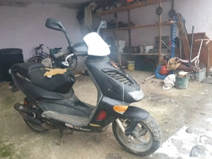 motoscuter  - imagine 2