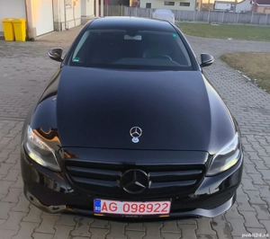 Mercedes Benz E220D - imagine 5