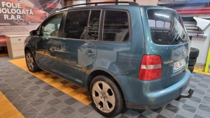 VW Touran 2.0 tdi - imagine 3