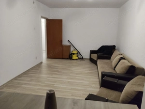 Apartament 3 camere zona Dristor - Rm Sarat - imagine 2