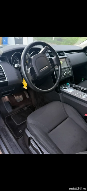 Land Rover Discovery 5 - imagine 3