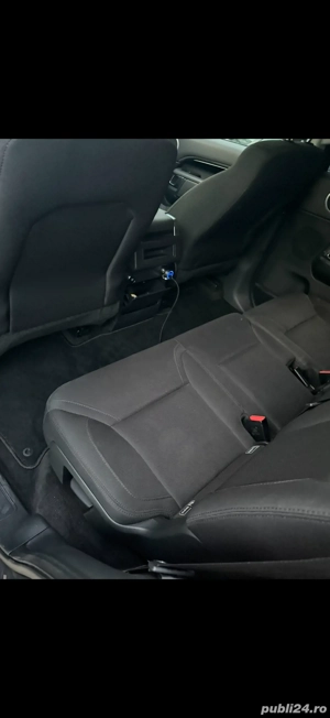 Land Rover Discovery 5 - imagine 4