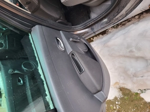 Vand renault clio 3,2007 pt dezmembrari sau a fii folosit in continuare.