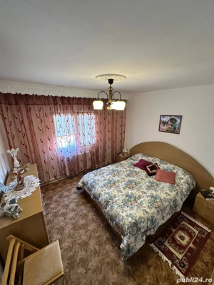 Se vinde apartament cu 3 camere, situat în Comănești, Bacău, etaj 4. - imagine 4