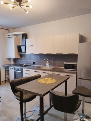 Inchiriez apartament Selimbar - imagine 2