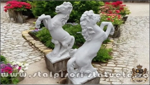 Statuetă căluț mediu, alb marmorat, model S37. - imagine 5