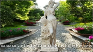 Statuetă țărăncuța la cișmea, galben patinat, model S51.