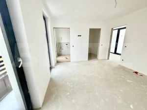 Apartament 3 camere , 101 mp , Scara interioară si Terasa , Zona - Cetate 