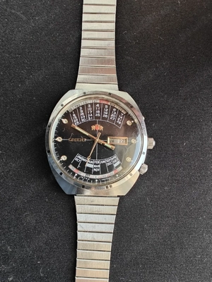 Orient multicalendar