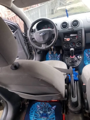 Vând  Schimb Ford Fiesta