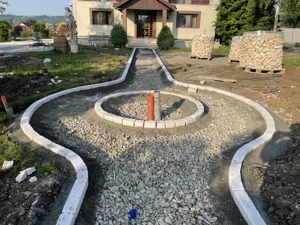 Amenajări curți străzii trotuare etc