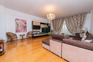 Apartament 3 camere /Zona centrala/De inchiriat - imagine 3