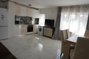 Apartament cu 3 camere de închiriat în zona Ultracentral - imagine 3