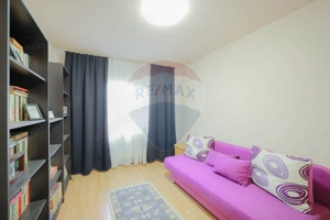 Apartament cu 3 camere de vânzare, în zona Dragoș Vodă