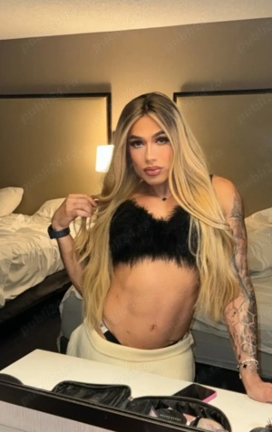 Transexuala dominatoare leyla gold doar activa