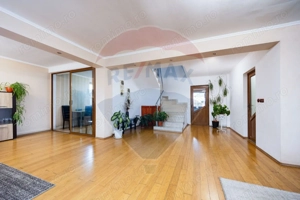 Casă individuală cu garaj și curte, 148 mp utili, zonă de case - imagine 3