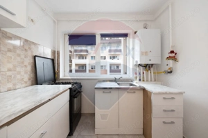 Apartament cu 3 camere de închiriat - imagine 10