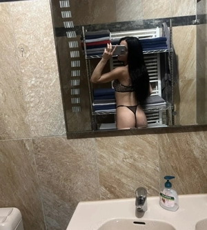 Cristina la mine sau la tine am revenit 