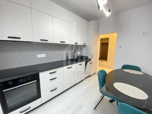 Penthouse premium de închiriat cu 2 terase – confort și eleganță - imagine 10