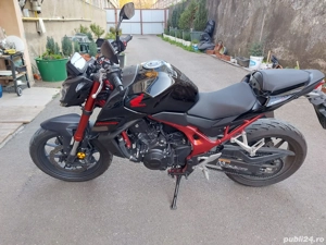 Motocicleta Honda Hornet CB750AP Naked