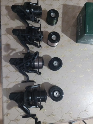 set 4 mulinete daiwa emblem  35scw qd 5000ld - imagine 2