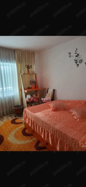Vând 3 apartamente Dragasani