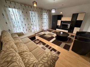 Complex Studentesc - semicentral 60mp UTILI; bucatarie inchisa.