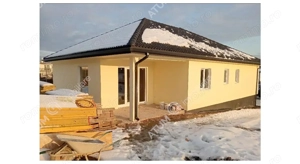 Casa individuala cu 4 camere si curte libera de 340 mp in Cisnadie - imagine 3