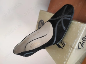 Pantofi noi Guban piele întoarsă  - imagine 2