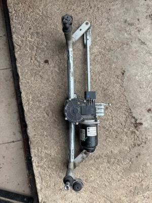 asamblu stergatori seat arona