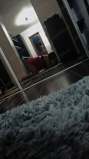 Brunetă grăsuță  ofer si fără  - imagine 3