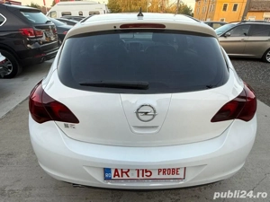 Opel Astra J 1.4 Turbo - imagine 4