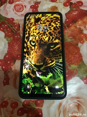 vand tel cu ecran mare 64 gb cu 6 gb ram