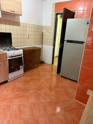 Închiriez apartament 3 camere Ploiesti - imagine 7