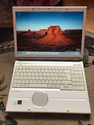 vand leptop Packardel ecran de 15,5