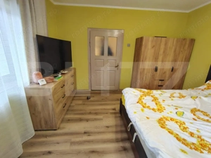 Proprietate cu 2 case, una fiind tradițională, Dezmir  - imagine 8