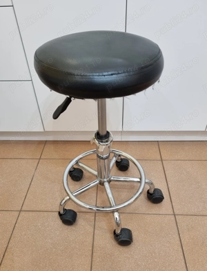 Scaun asistenta   salon cosmetica