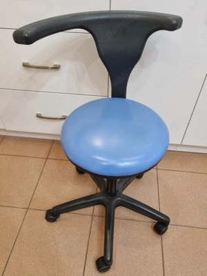 Scaun asistenta   salon cosmetica