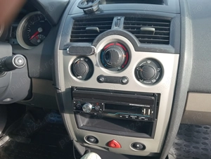 Un Renault 2 de renume caută stăpân prin lume.. - imagine 6