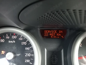 Un Renault 2 de renume caută stăpân prin lume.. - imagine 9