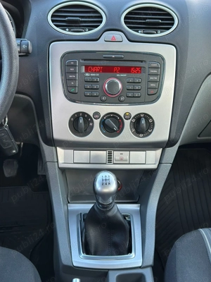 Ford Focus 1.6 Benzina Euro 5 - imagine 17