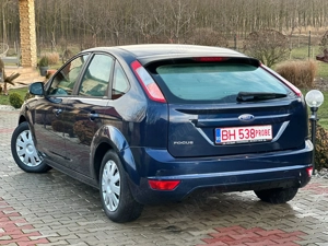 Ford Focus 1.6 Benzina Euro 5 - imagine 6