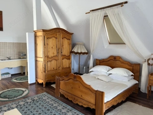 Pensiune agroturistica de vanzare in localitatea Horodnic de Sus jud.Suceava - imagine 10