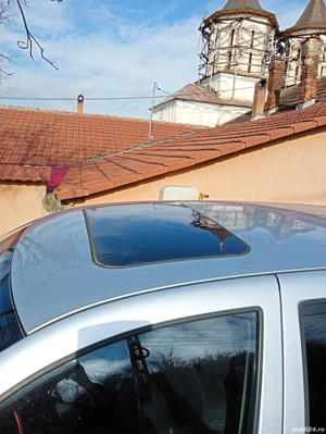 Vând golf 4 2001 1.4 benzina recent radiată fără daune sau kilometri dați înapoi  - imagine 4