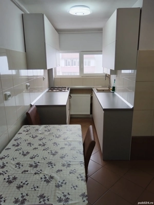 Se inchiriaza pe termen lung apartament cu 3 camere Mureșeni !