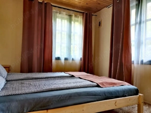 PF vand 3 case de vacanta Cabana Barlogul Colibita  - imagine 3